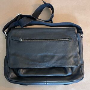 Banana Republic Black Pebbled Genuine Leather Messenger Laptop Bag Fabric Strap